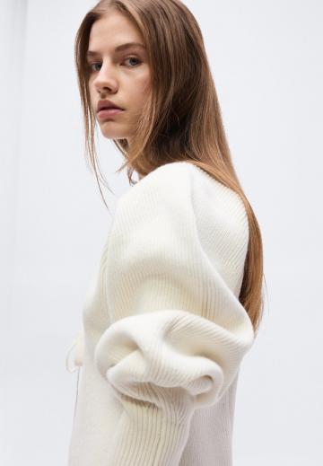 Вязаная кофта