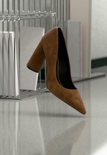 Туфли на высоком каблуке
