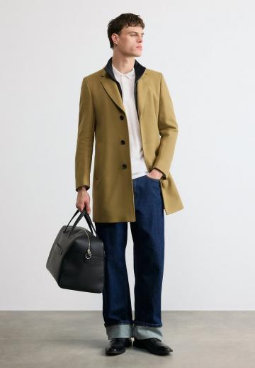 Шерстяное пальто