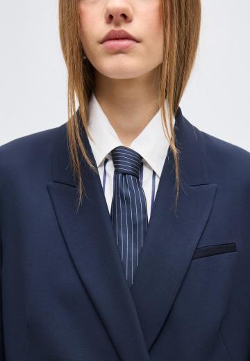 Короткое пальто