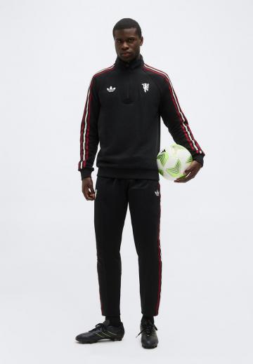 Спортивная кофта