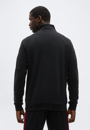 Спортивная кофта