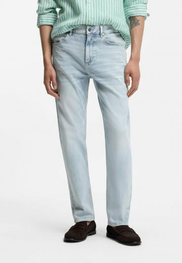 Прямые джинсы