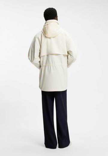 Короткое пальто