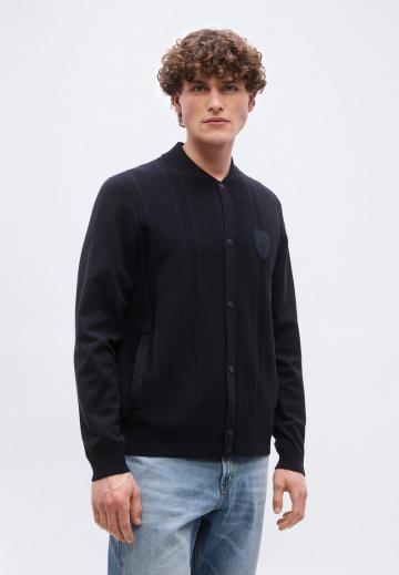 Вязаная кофта