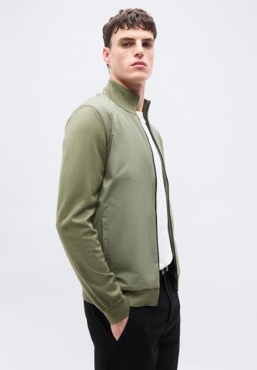 Вязаная кофта