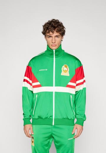 Спортивная куртка