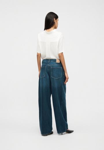 Свободные джинсы