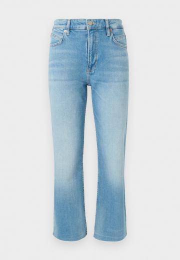 Короткие джинсы