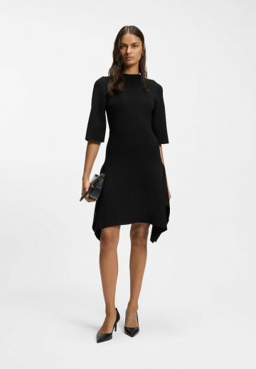 Платье футляр