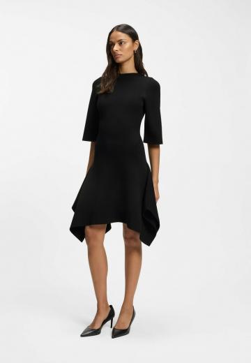 Платье футляр