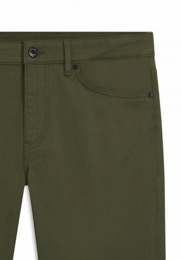 Узкие джинсы