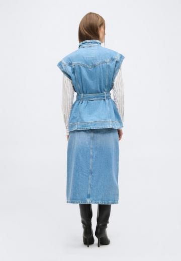 Джинсовая жилетка