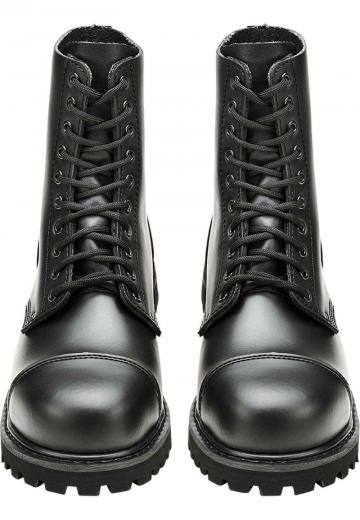 Ботинки на шнуровке