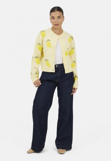 Жаккардовая вязаная кофта