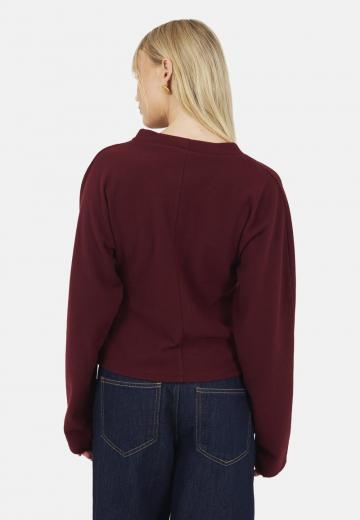 Вязаный жилет