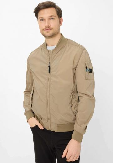 Куртка бомбер