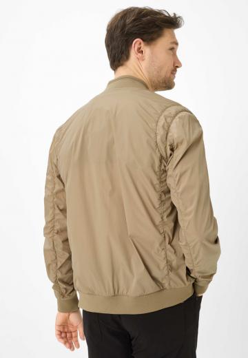 Куртка бомбер