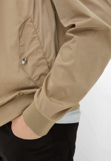 Куртка бомбер