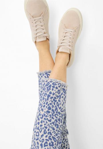 Короткие джинсы