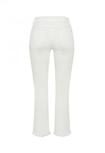 Короткие джинсы