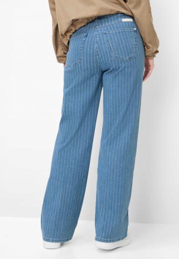 Свободные джинсы