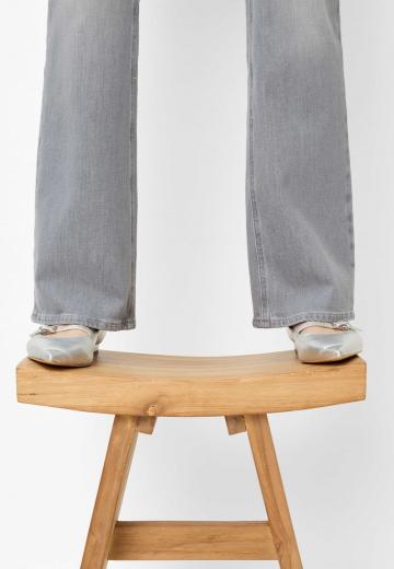 Клешеные брюки