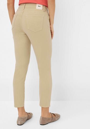 Короткие джинсы