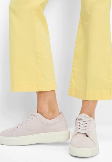 Клешеные брюки