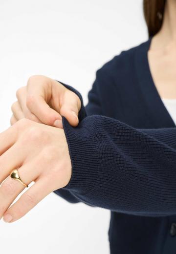 Вязаная кофта