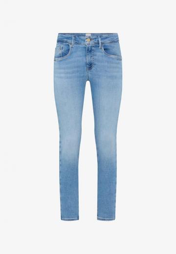 Короткие джинсы