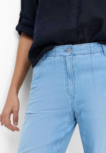 Короткие джинсы