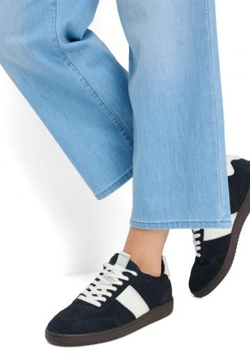 Короткие джинсы