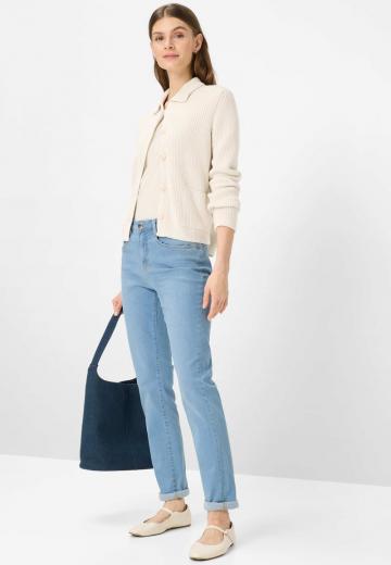 Узкие джинсы