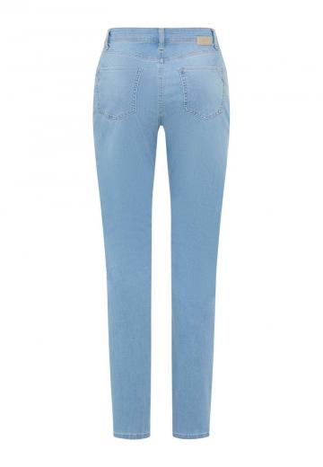 Узкие джинсы