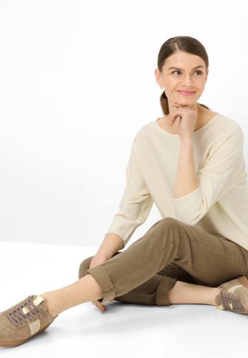 Узкие джинсы