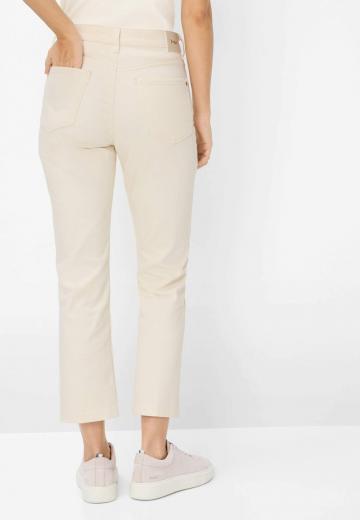 Короткие джинсы