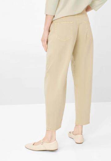 Короткие джинсы