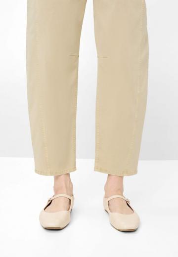 Короткие джинсы