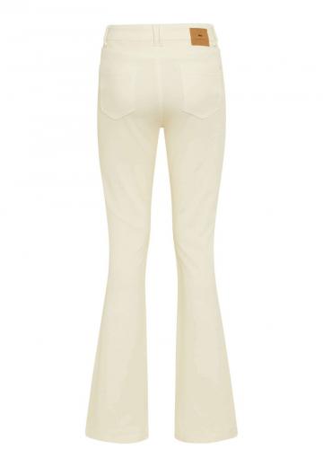 Узкие джинсы