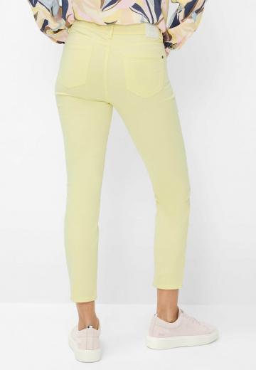 Короткие джинсы