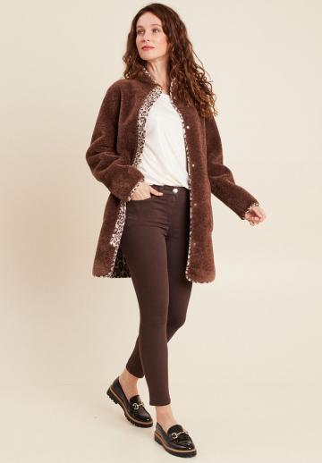 Короткие джинсы