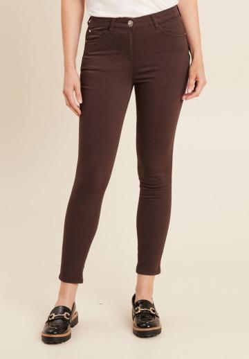 Короткие джинсы