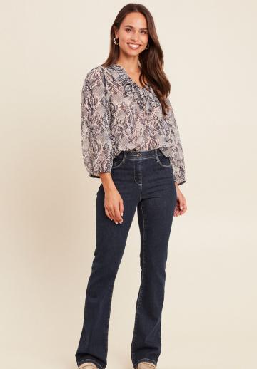 Клешеные джинсы