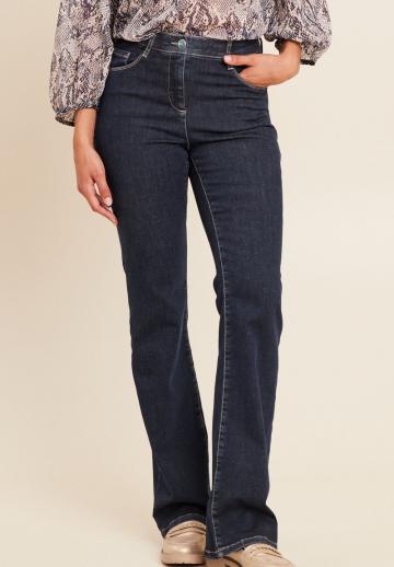 Клешеные джинсы