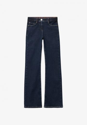 Клешеные джинсы