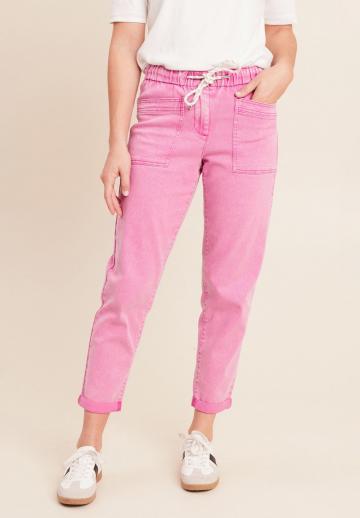 Короткие джинсы