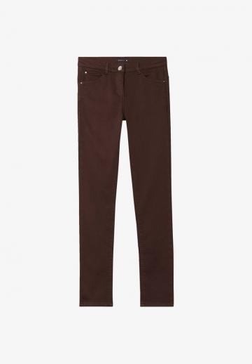 Узкие джинсы