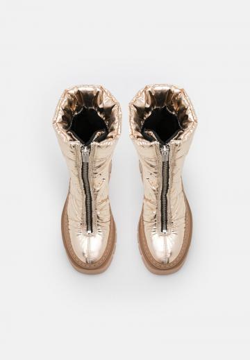 Сапоги на платформе