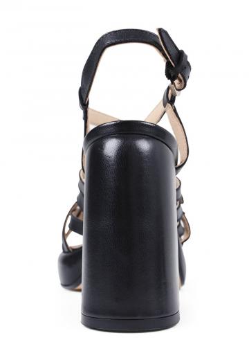 Босоножки на платформе